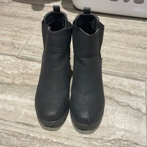 Nasty Gal booties size 7